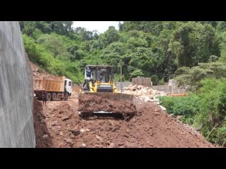 Incredible Display of Excavator Skills and Power! Bulldozer Mountain Pushing Clearing Stone Dirt