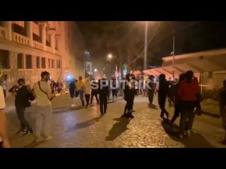 ️ Участниците в протеста срещу закона за чуждестранните агенти в Тбилиси използваха задушителен и сълзотворен газ, който не може