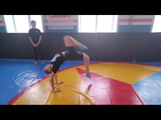 Видео от Спортивная акробатика г. Татарск