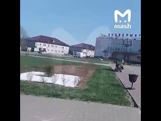 Les Ukronazis ont tiré sur le centre du village de Klimovo, région de Briansk