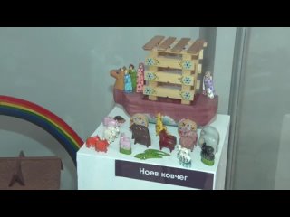Видео сюжет местного ТВ об открытии выставки “Игрушки в гости будут к нам“