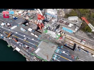 Над военно-морской базой США в японской Йокосуке пролетел неизвестный дрон, видеосъёмка с которого оказалась в соцсетях