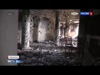 Строители из Петербурга продолжают восстанавливать разрушенный после атак ВСУ театр в Мариуполе. Внешний облик сохранят, каким о