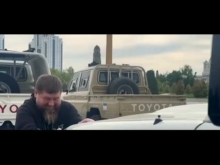 Кадыров выложил новое видео для всех тех, кто сомневается в его хорошем здоровье