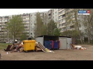 С мусорных площадок в Пскове перестали вывозить крупногабаритный мусор