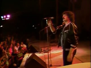 The Guess Who - American woman - Together Again Live 1983