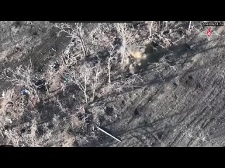 FPV-дроны бьют пехоту ВСУ на Артемовском фронте   В районе Часов Яра десантники нанесли более 40 уда