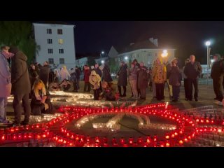 Пол Европы прошагали, пол Земли,