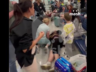Доктор Александр Мясников спас 74-летнюю женщину упавшую в обморок в аэропорту Дубая