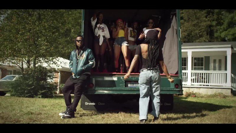 T Pain Up Down ( Do This All Day) ( Explicit) ft. B. o.