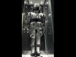 ▪️ Один из экспонатов выставки, которая откроется сегодня в музее космонавтики в Калуге — космический Бармалей из фильма “Через