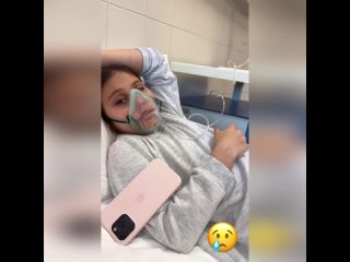 Средняя дочь Оксаны Самойловой и Джигана попала в больницу с сезонным приступом астмы