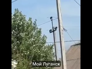 На видео попала в кадр ракета  🔥Мой Луганск  +55_6Rgtz8883YzIy