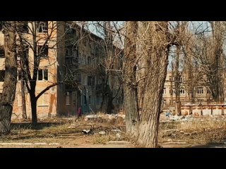 Большой видеоотчёт о нашей гуманитарной поездке в Авдеевку накануне. Город разбит, но дыхание жизни в нём осталось: это люди, ко