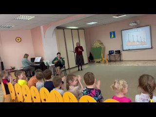 Video by Музыкальная хоровая школа «Радуга»