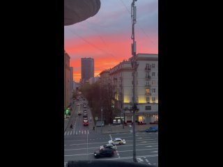 🌅 Невероятный закат в Москве.