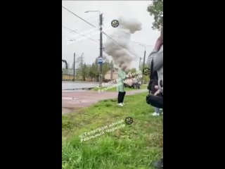 Три ракеты прилетели в центр Чернигова.

На кадрах можн
