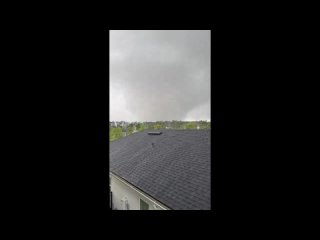 Торнадо близ Сент-Огастина (Флорида, США, около часа назад).