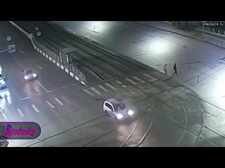 В Челябинске гонщик сбил человека насмерть прямо на пешеходном переходе  горе-водитель бросил раз
