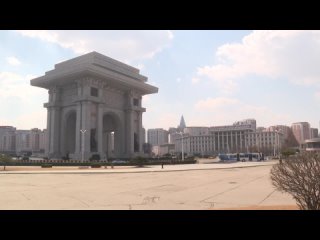 Корреспондент “Вести: Приморье“ прошлась по улицам, магазинам и фуд-кортам Пхеньяна