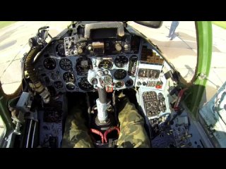 Cу-25: крылатые качели