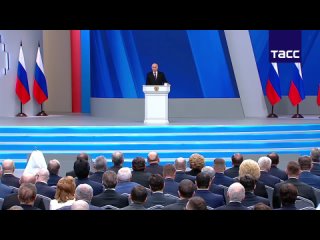 Употребление алкоголя в России значительно снизилось, что позитивно сказывается на здоровье нации, заявил Владимир... (видео)