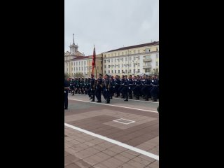 На страже рубежей нашей страны стоят Вооруженные силы Российской Федерации, продолжая славные традиции отцов, дедов и прадедов,