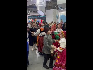 Видео от Детский фольклорный фестиваль “Зимние святки“