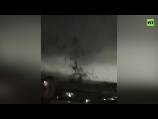 Massive tornado hits Guangzhou