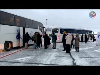 Первые минуты на ямальской земле. Вот так тепло встречает детей из Белгородской области Ноябрьск