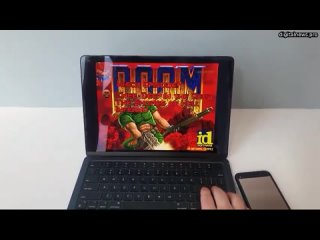 Разработчик Гай Дюпон  добавил  микротранзакции с QR-кодом в оригинальную версию Doom 1993 года выпу