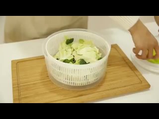 Сушилка для зелени овощей ягод центрифуга для салата ручная