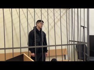 Октябрьский районный суд Петербурга избрал меру пресечения для обвиняемого в хулиганской стрельбе у ТРК Пик, 26 марта его закл
