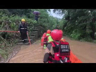 Mass Evacuation in China! Flash Flooding Destroys Guangdong, World is