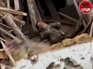 👨‍🚀Наш раненый воин под Работино подрывает себя гранатой под бронежилетом ввиду невозможности эвакуации