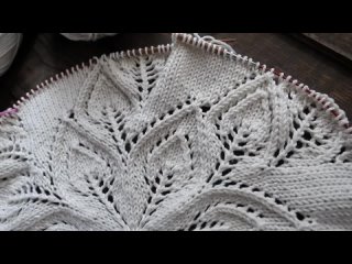 Кофточка Круговорот лепестков спицами - часть 2  Knitted blouse Circle of petals