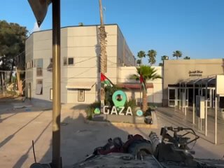 IDF tank tears down Palestinian flags at Rafah checkpoint