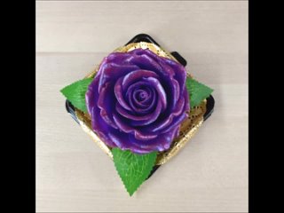 “Фиолетовая роза-хамелеон“ средняя, ароматное мыло в куполе