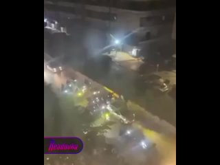 Жители Бейрута устроили праздничное шествие на фоне атаки Ирана на ИзраильТем временем все больше прокси Ирана присоединяются