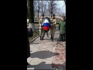 Сегодня на Аллее Славы г. Владикавказ почтили память Героя Российской Федерации Андрея Владимировича Днепровского. Он погиб 21 м