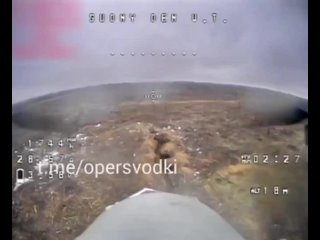 Эпичные кадры прилета FPV-дрона 22 обр СпН по позициям ВСУшников на Запорожском направлении