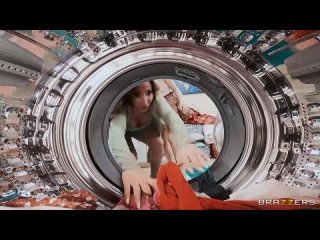 [BrazzersExxtra] Richelle Ryan, Lilly Bell, Seth Gamble -Laundry Stuck Double Fu