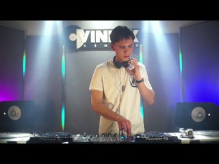 VEZE. Специально для Fun for DJ.