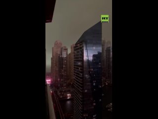 ️ Обилне падавине изазвале поплаве у Дубаију
