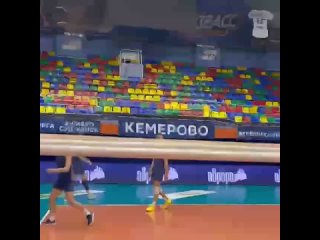 Волейбольный «Кузбасс» сегодня проведёт третий матч серии за 5-8 места финала чемпионата России