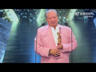 14 апреля: Саммо Хунг получает награду Hong Kong Film Awards за особые достижения