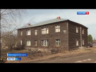 Аварийный дом в селе Пажга Сыктывдинского района