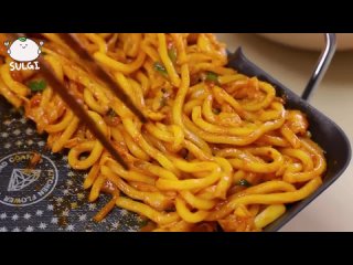 ASMR MUKBANG_         FRIED CHICKEN AND FIRE NOODLES EATING