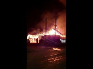 В Воскресенском Нижегородской области горят сразу несколько жилых домов