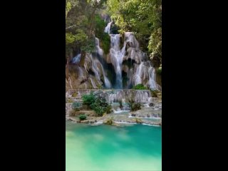 Водопад Куанг Си, Лаос 🇱🇦

Потрясающая красота водопада Куанг Си в Лаосе.